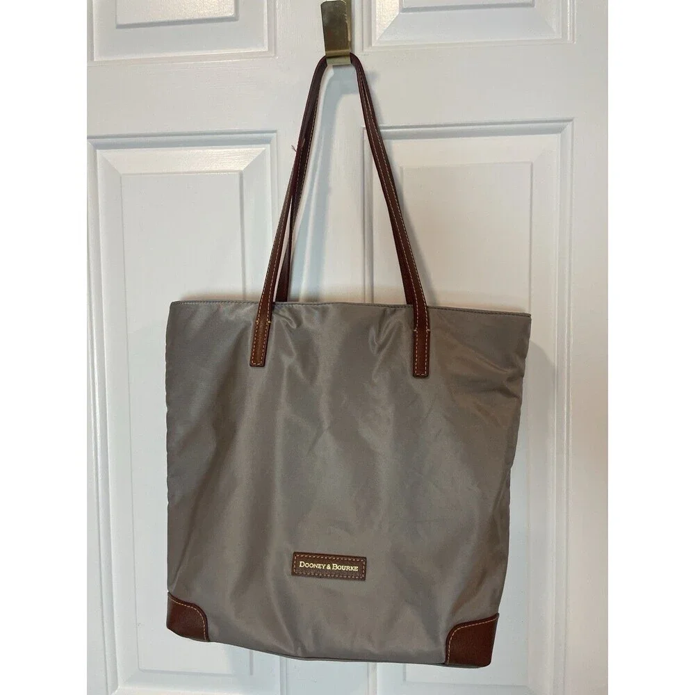 Dooney & Bourke Gray Nylon Large Wayfarer Zip Tote Shoulder Bag Purse